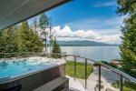Soak in this hot tub with views of Lake Pend Oreille and Schweitzer.